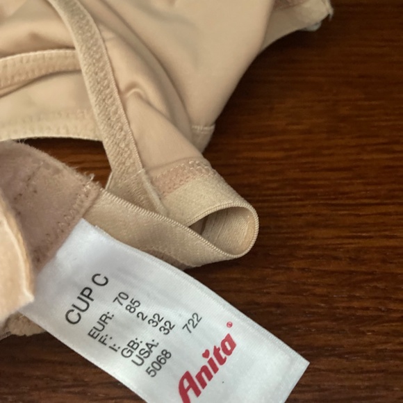 Nursing Bra New in Box - Picture 4 of 5